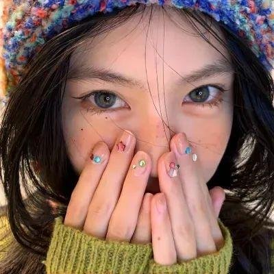 小镇里的国界线
